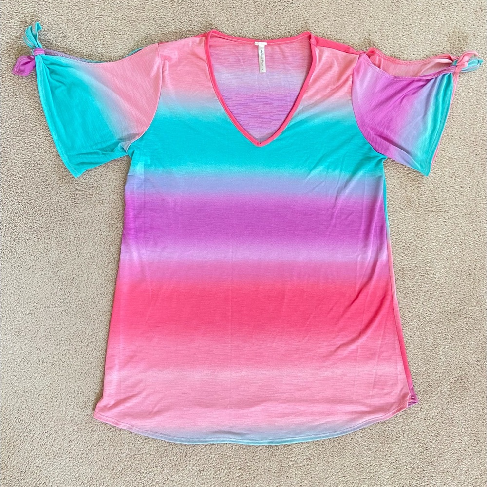 Vibrant Gradient Short Sleeve Top